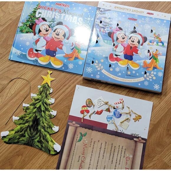 Disney Mickey & Friends CalendarDisney Mickey's Magical Xmas Book - Picture 1 of 6